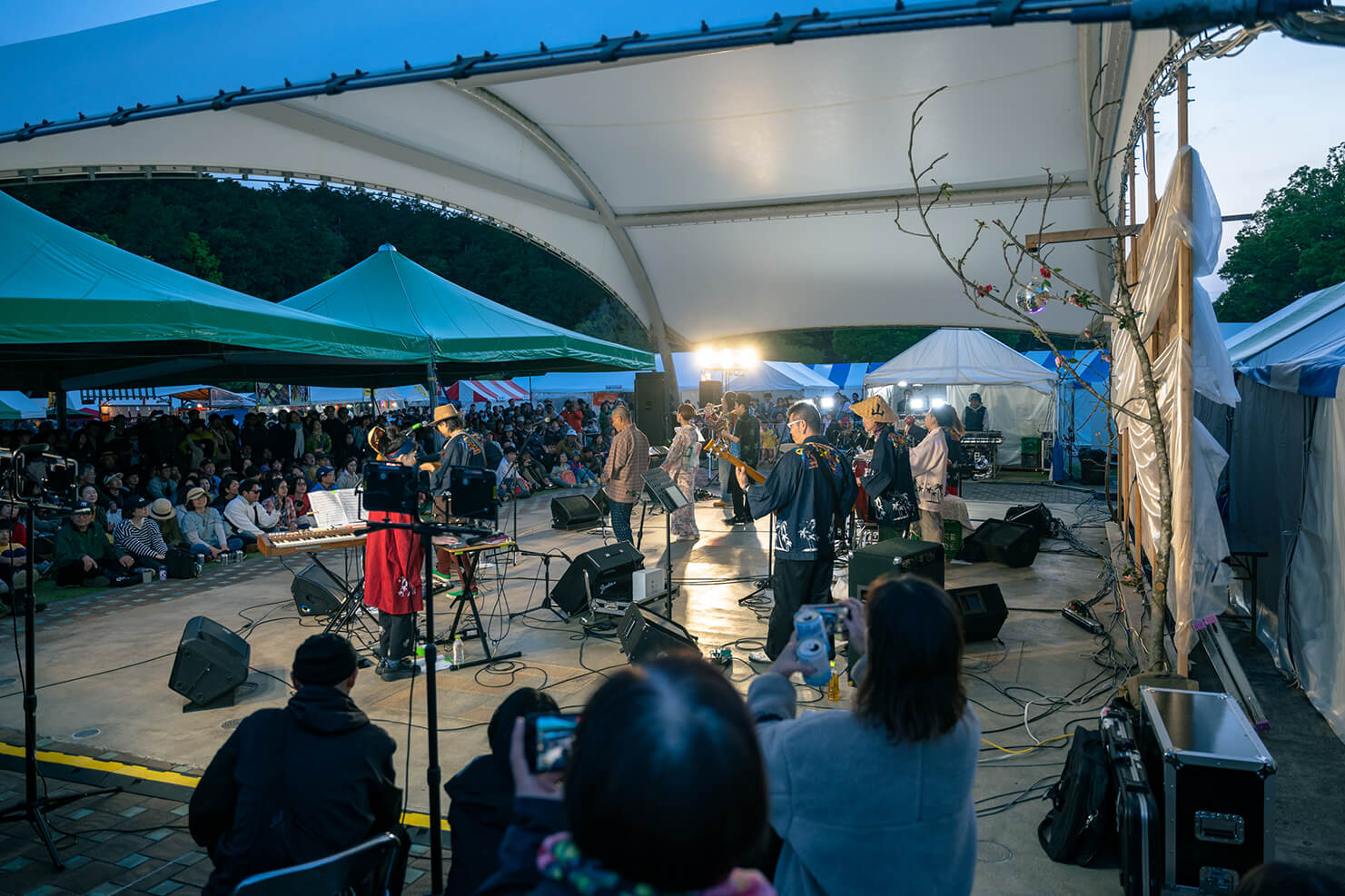 盛り上がる陶炎祭の夜・夜まつり